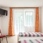 Bed & Breakfast Eckwirt 3*