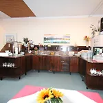 Hotel Bed & Breakfast Eckwirt 3*