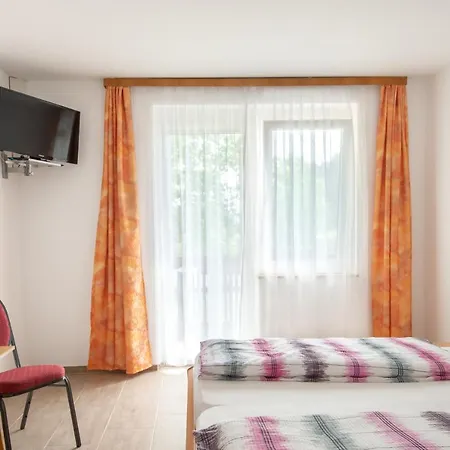 Bed & Breakfast Eckwirt 3*