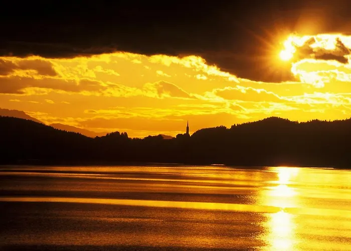 爱科威特住宿家早餐旅馆 3* 圣卡荐